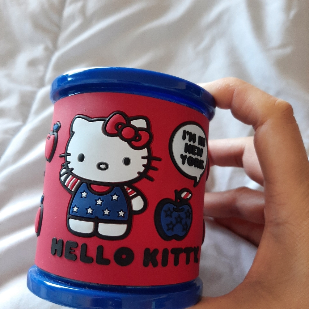 Hello Kitty I’m in New York Child’s Mug Cup 2012 Sanrio New